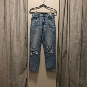 American Eagle Mom Jeans